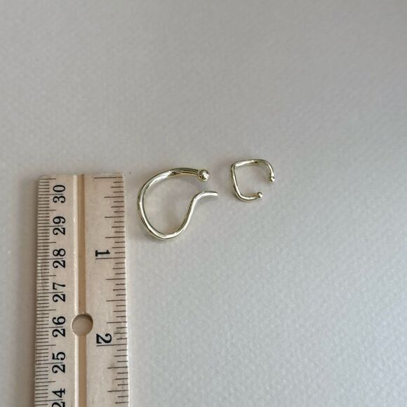 Cuff Earrings - Picture 4 of 4